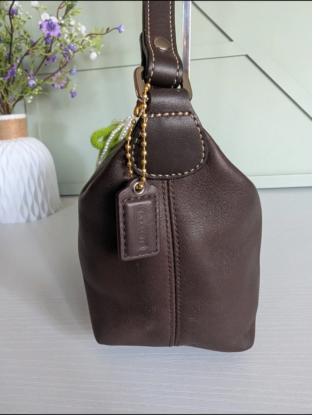 COACH Brown Leather Shoulder Bag - Elegant Everyday Carry